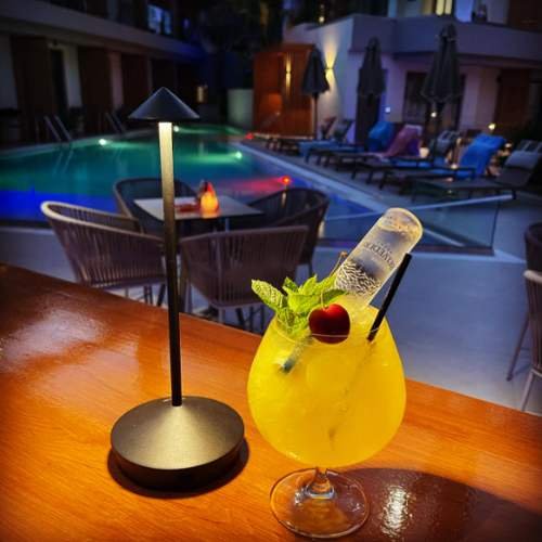 Hotel & SPa sunset Instagram - Coctail Bar